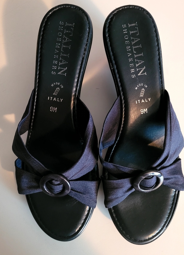 Italian Shoemakers Slide-On Sandals